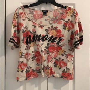 Floral crop top is perfect for summer!